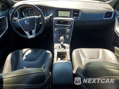 Zdjęcie 8 z 12 samochodu: 2016 VOLVO S60 PREMIER VIN:YV1612TK9G2406707 - miniatura