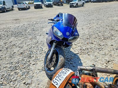 Drugie zdjęcie samochodu z przodu: 2000 YAMAHA YZFR6 L VIN:JYARJ04E2YA005261 - miniatura
