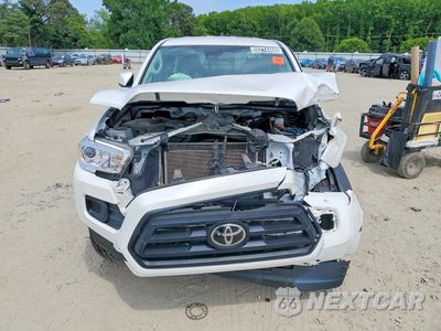 Piąte zdjęcie samochodu w środku: 2022 TOYOTA TACOMA SR VIN:3TYRX5GN4NT051303 - miniatura
