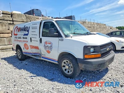Czwarte zdjęcie samochodu z boku: 2014 CHEVROLET EXPRESS 1500 CARGO DELIVERY VAN VIN:1GCSGAFX1E1106117 - miniatura