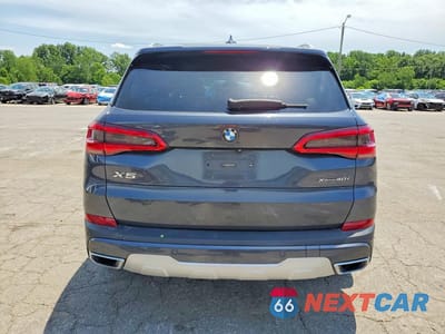 Zdjęcie 6 z 13 samochodu: 2019 BMW X5 VIN:5UXCR6C54KLL14800 - miniatura