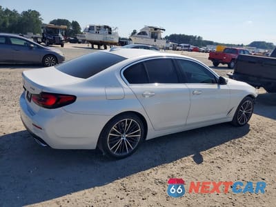 Trzecie zdjęcie samochodu z tyłu: 2023 BMW 540 I VIN:WBA53BJ05PWY06427 - miniatura