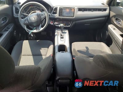 Zdjęcie 8 z 13 samochodu: 2017 HONDA HR-V EX VIN:3CZRU6H54HM106999 - miniatura