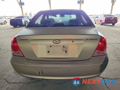 Zdjęcie 6 z 13 samochodu: 2005 HYUNDAI ELANTRA GLS VIN:KMHDN46D85U172387 - miniatura