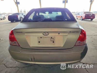 Zdjęcie 6 z 13 samochodu: 2005 HYUNDAI ELANTRA GLS VIN:KMHDN46D85U172387 - miniatura