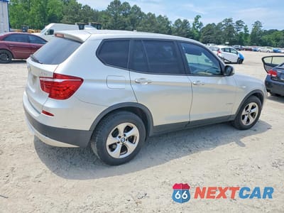 Trzecie zdjęcie samochodu z tyłu: 2011 BMW X3 XDRIVE28I VIN:5UXWX5C54BL712456 - miniatura