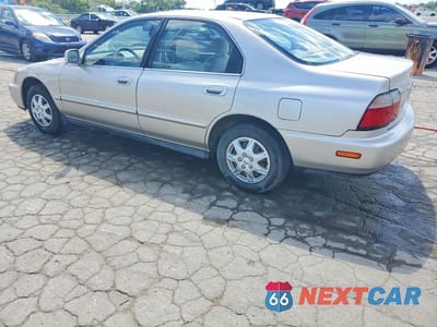 Drugie zdjęcie samochodu z przodu: 1996 HONDA ACCORD DX 25TH ANNIVERSARY VIN:1HGCD5686TA094719 - miniatura