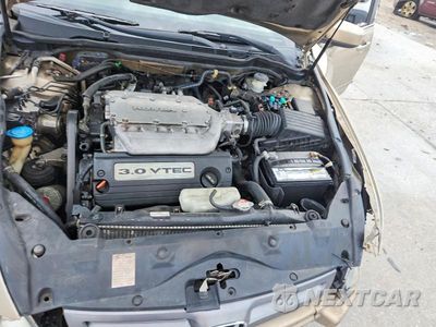 Zdjęcie 18 z 21 samochodu: 2004 HONDA ACCORD EX VIN:1HGCM66514A024302 - miniatura