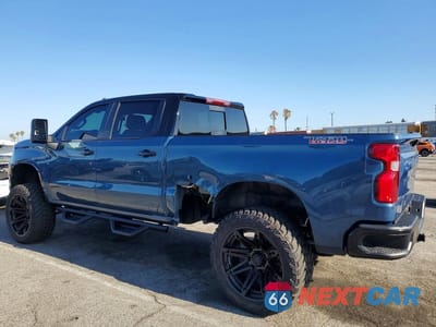 Drugie zdjęcie samochodu z przodu: 2024 CHEVROLET SILVERADO K1500 LT TRAIL BOSS VIN:3GCUDFE86RG215690 - miniatura