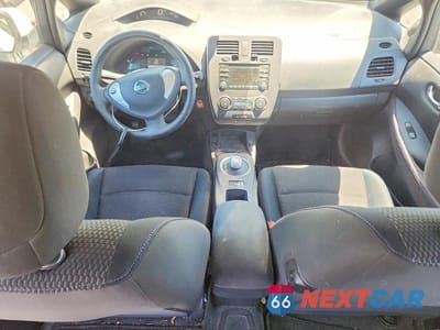 Zdjęcie 8 z 12 samochodu: 2013 NISSAN LEAF S VIN:1N4AZ0CP9DC419297 - miniatura