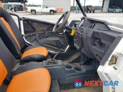 Piąte zdjęcie samochodu w środku: 2015 POLARIS RZR UTILITY VEHICLE VIN:3NSVDE993FF374040 - miniatura
