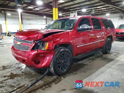 2012 CHEVROLET SUBURBAN K1500 LTZ 1GNSKKE75CR317445 - główne zdjęcie licytacji z USA - miniatura