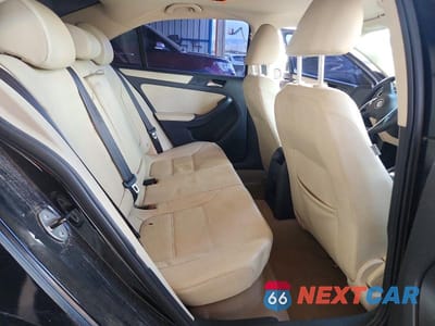 Zdjęcie 10 z 12 samochodu: 2012 VOLKSWAGEN JETTA SE VIN:3VWDP7AJ2CM336406 - miniatura