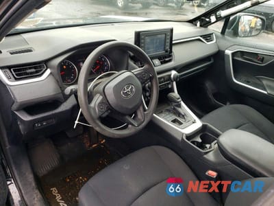 Zdjęcie 8 z 13 samochodu: 2019 TOYOTA RAV4 LE VIN:2T3F1RFV3KC038367 - miniatura