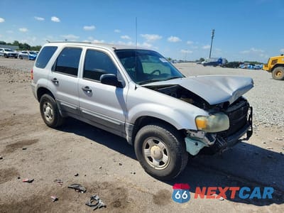 Czwarte zdjęcie samochodu z boku: 2005 FORD ESCAPE XLS VIN:1FMYU02Z25KD26652 - miniatura