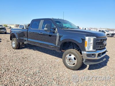 Czwarte zdjęcie samochodu z boku: 2023 FORD F350 SUPER DUTY VIN:1FT8W3DT8PEC16750 - miniatura
