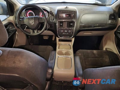 Zdjęcie 8 z 13 samochodu: 2013 DODGE GRAND CARAVAN SXT VIN:2C4RDGCG6DR626175 - miniatura