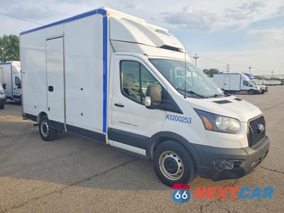 Czwarte zdjęcie samochodu z boku: 2020 FORD TRANSIT DELIVERY TRUCK VIN:1FDBW5Z83LKB52503 - miniatura