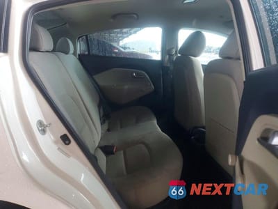 Zdjęcie 11 z 14 samochodu: 2016 KIA RIO LX VIN:KNADM4A34G6638231 - miniatura
