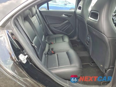 Zdjęcie 10 z 12 samochodu: 2017 MERCEDES-BENZ CLA 250 4MATIC VIN:WDDSJ4GBXHN470433 - miniatura