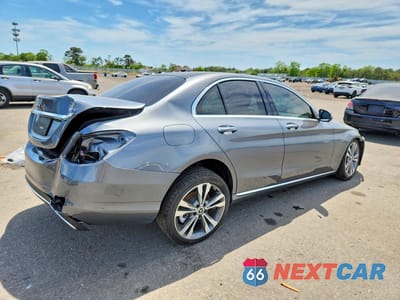 Trzecie zdjęcie samochodu z tyłu: 2021 MERCEDES-BENZ C 300 4MATIC VIN:W1KWF8EB7MR649187 - miniatura