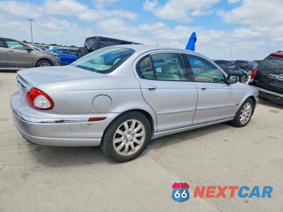 Trzecie zdjęcie samochodu z tyłu: 2002 JAGUAR X-TYPE 2.5 VIN:SAJEA51D72XC28562 - miniatura
