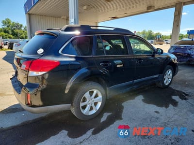 Trzecie zdjęcie samochodu z tyłu: 2013 SUBARU OUTBACK 2.5I PREMIUM VIN:4S4BRCBC3D3261582 - miniatura