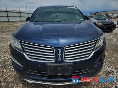 Piąte zdjęcie samochodu w środku: 2017 LINCOLN MKC RESERVE VIN:5LMTJ3DH0HUL51323 - miniatura