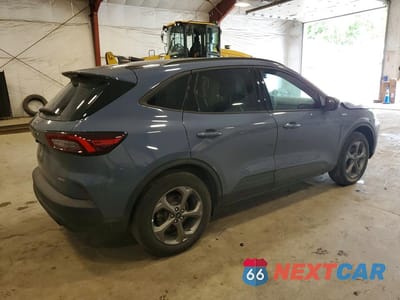 Trzecie zdjęcie samochodu z tyłu: 2025 FORD ESCAPE ST LINE SELECT VIN:1FMCU9NZ2SUB14134 - miniatura