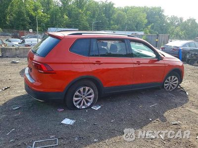 Trzecie zdjęcie samochodu z tyłu: 2019 VOLKSWAGEN TIGUAN S VIN:3VV1B7AXXKM121834 - miniatura