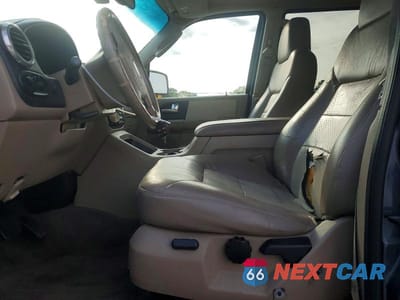 Zdjęcie 7 z 13 samochodu: 2003 FORD EXPEDITION EDDIE BAUER VIN:1FMFU17L63LB06701 - miniatura