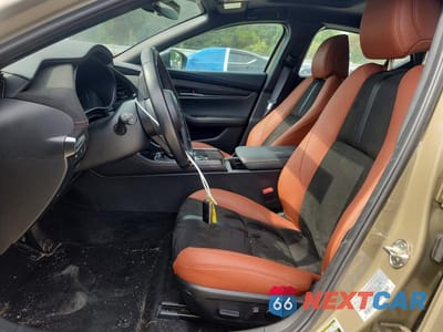 Zdjęcie 7 z 12 samochodu: 2024 MAZDA 3 CARBON TURBO VIN:JM1BPBYY5R1721223 - miniatura