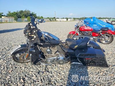 Trzecie zdjęcie samochodu z tyłu: 2012 HARLEY-DAVIDSON FLHXSE3 CVO STREET GLIDE VIN:1HD1PZ814CB956476 - miniatura