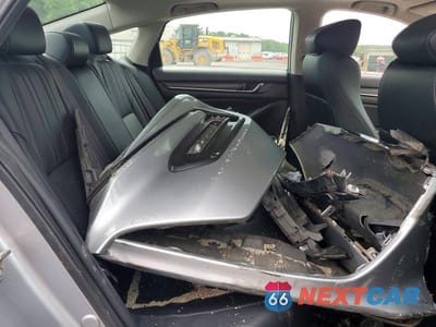 Zdjęcie 10 z 12 samochodu: 2018 HONDA ACCORD EXL VIN:1HGCV1F50JA064608 - miniatura
