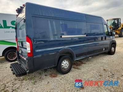 Trzecie zdjęcie samochodu z tyłu: 2021 RAM PROMASTER 3500 DELIVERY VAN VIN:3C6MRVJG4ME536745 - miniatura