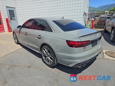 Trzecie zdjęcie samochodu z tyłu: 2020 AUDI S4 VIN:WAUB4AF42LA064663 - miniatura