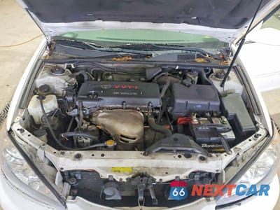 Zdjęcie 11 z 13 samochodu: 2005 TOYOTA CAMRY LE VIN:4T1BE30K65U610512 - miniatura