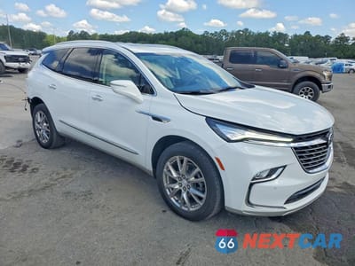 Czwarte zdjęcie samochodu z boku: 2022 BUICK ENCLAVE ESSENCE VIN:5GAEVAKW1NJ130824 - miniatura