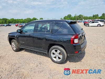 Drugie zdjęcie samochodu z przodu: 2014 JEEP COMPASS LATITUDE VIN:1C4NJDEB6ED688266 - miniatura