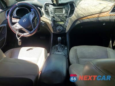 Zdjęcie 8 z 13 samochodu: 2013 HYUNDAI SANTA FE SPORT 2.0T VIN:5XYZU3LA2DG047239 - miniatura