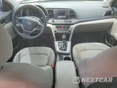 Zdjęcie 8 z 12 samochodu: 2017 HYUNDAI ELANTRA SE VIN:KMHD74LF1HU072152 - miniatura