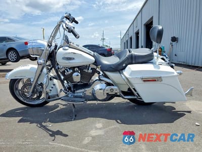 Trzecie zdjęcie samochodu z tyłu: 2004 HARLEY-DAVIDSON FLHRCI VIN:1HD1FRW184Y717808 - miniatura