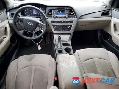 Zdjęcie 8 z 12 samochodu: 2015 HYUNDAI SONATA SE VIN:5NPE24AF0FH170591 - miniatura