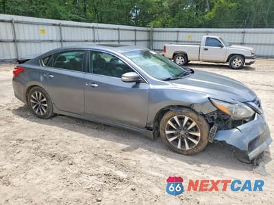 Czwarte zdjęcie samochodu z boku: 2016 NISSAN ALTIMA 2.5 SL VIN:1N4AL3AP7GC259401 - miniatura