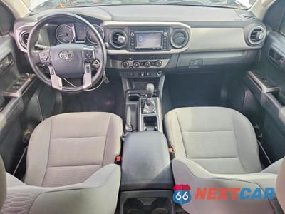 Zdjęcie 8 z 12 samochodu: 2019 TOYOTA TACOMA SR5 V6 VIN:3TMCZ5AN5KM242485 - miniatura