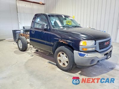 Czwarte zdjęcie samochodu z boku: 2006 GMC NEW SIERRA K1500 VIN:3GTEK14V06G194481 - miniatura