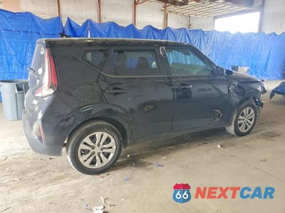 Trzecie zdjęcie samochodu z tyłu: 2023 KIA SOUL LX VIN:KNDJ23AU7P7865647 - miniatura