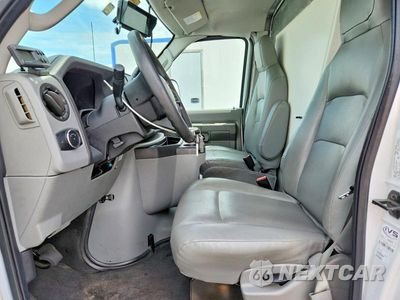 Zdjęcie 7 z 13 samochodu: 2023 FORD E350 REFRIGERATED BOX TRUCK VIN:1FDWE3FK3PDD14715 - miniatura