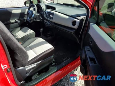 Zdjęcie 8 z 12 samochodu: 2014 TOYOTA YARIS 3-DOOR LE VIN:JTDJTUD3XED584625 - miniatura