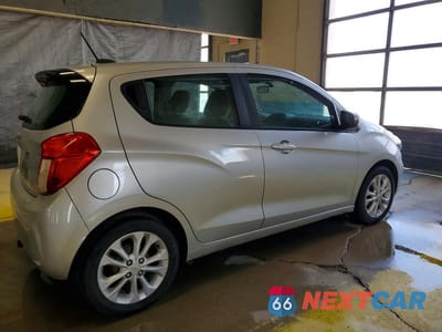Trzecie zdjęcie samochodu z tyłu: 2020 CHEVROLET SPARK 1LT VIN:KL8CD6SA9LC449621 - miniatura